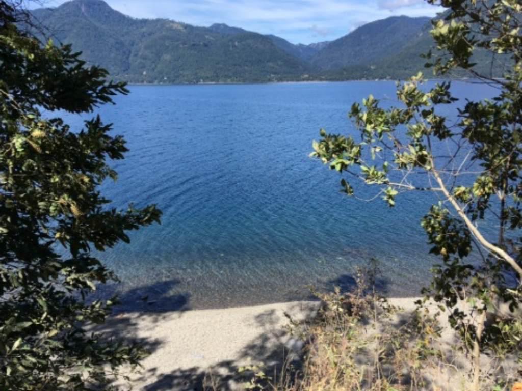 4 hectáreas con 180 metros Orilla de Lago Colico